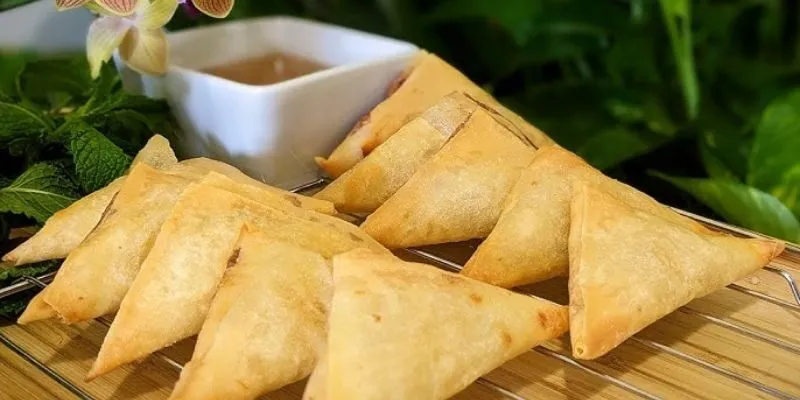 Bánh Chiên Tam Giác