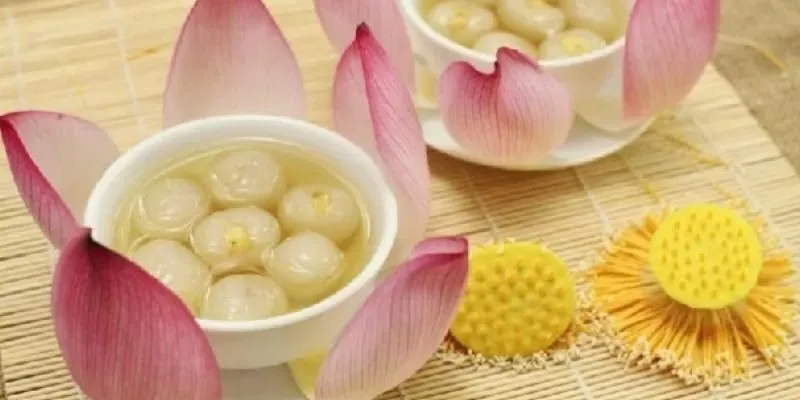 Chè hạt sen nhãn lồng