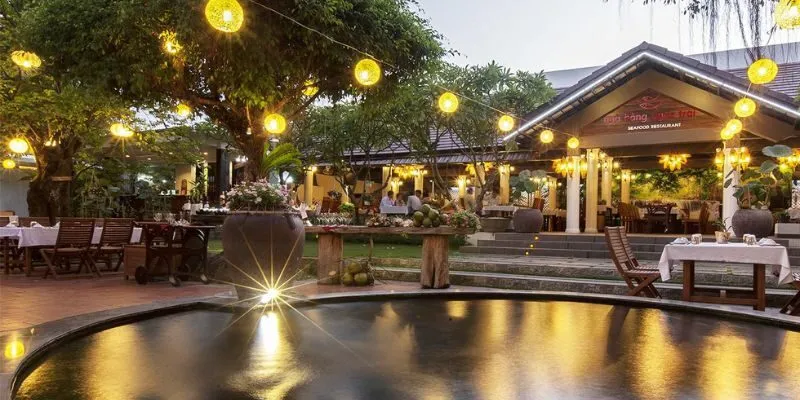 Không Gian Sáng Tạo và Sang Trọng Của Nhà Hàng Ngọc Trai