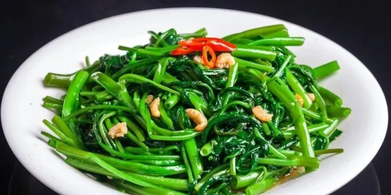 Rau xào tỏi - Món ăn ngon mà không ngán